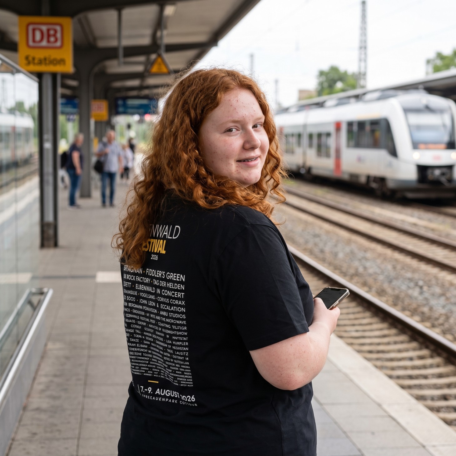 Vorbestellung - Ghost Line Up T-Shirt - Elbenwald Festival 2026
